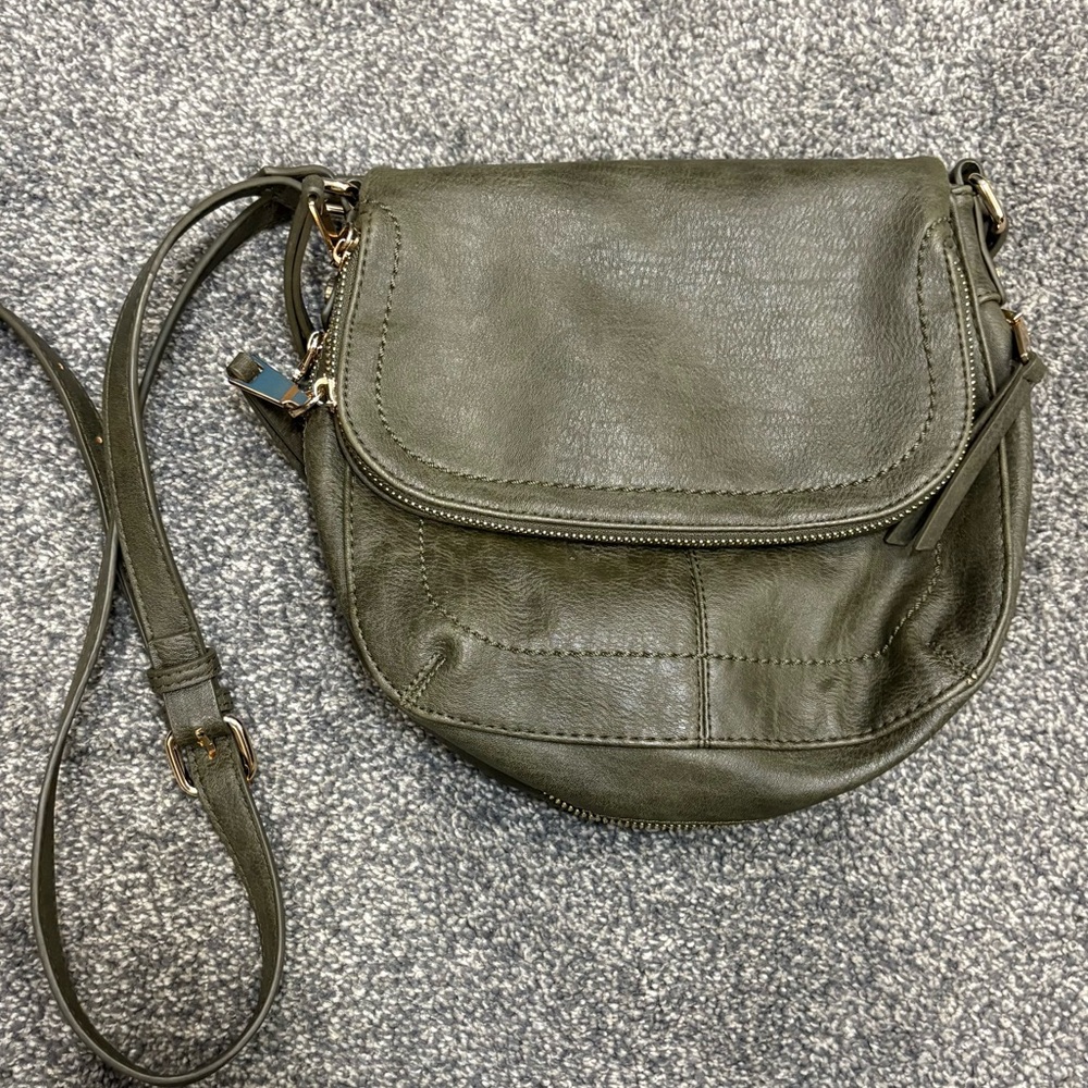 Antik Kraft Crossbody Bag
